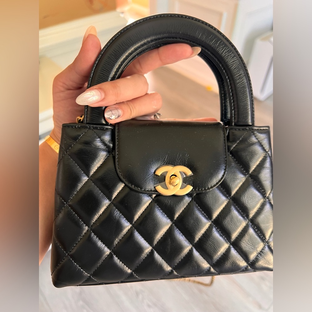 Sales! Today only 🎉🎉Authentic Chanel Kelly nano